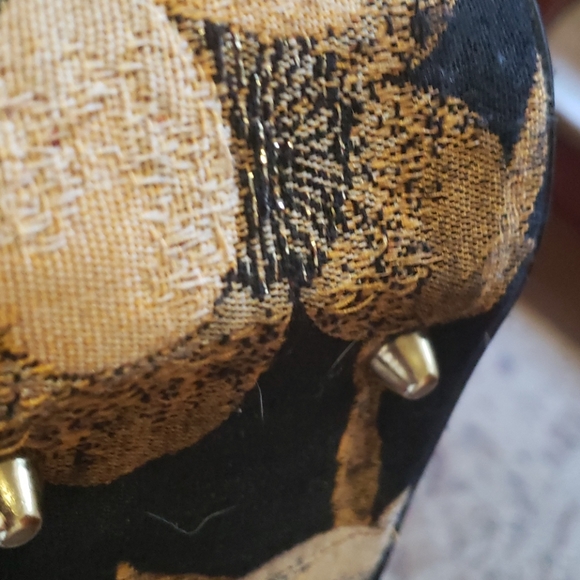 PAINT THE LILLY ROUND BAG - Picture 13 of 15